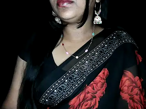 Snapshot of shila20 chatting on 11-24-25, 01:05 shila20 online show from 11-24-25, 01:05