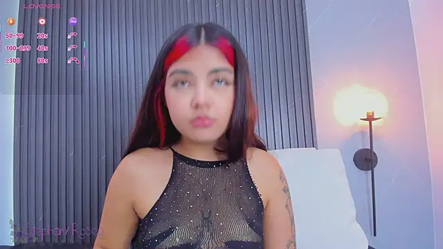 stephany roses  online show from 03-07-25, 10:54