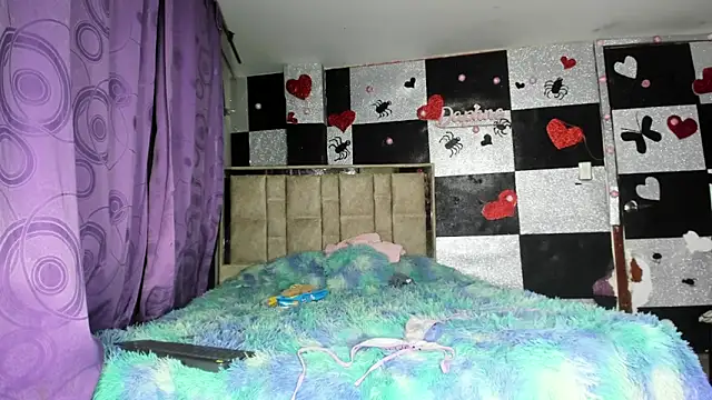 alanaanddaphne online show from 02-02-26, 05:22