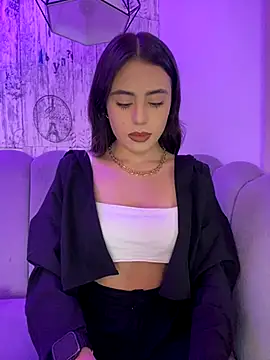 Snapshot of AbyThompson chatting on 10-17-25, 02:19 AbyThompson online show from 10-17-25, 02:19