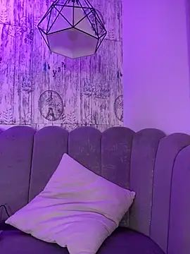 Snapshot of AbyThompson chatting on 10-25-25, 01:51 AbyThompson online show from 10-25-25, 01:51