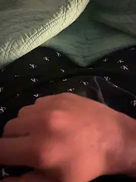 Snapshot of calleaaaa chatting on 10-26-25, 10:21 calleaaaa online show from 10-26-25, 10:21