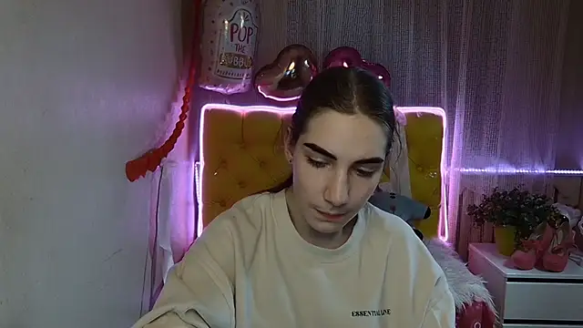 NikaStark  online show from 03-07-25, 07:38