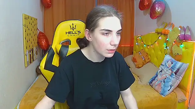 NikaStark  online show from 03-10-25, 01:45