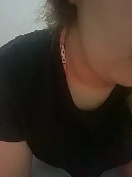 yassminsexy22 online show from 02-05-26, 07:18