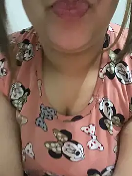 yassminsexy22 online show from 02-15-26, 01:09