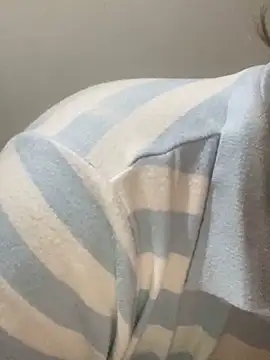 yassminsexy22 online show from 02-25-26, 08:07