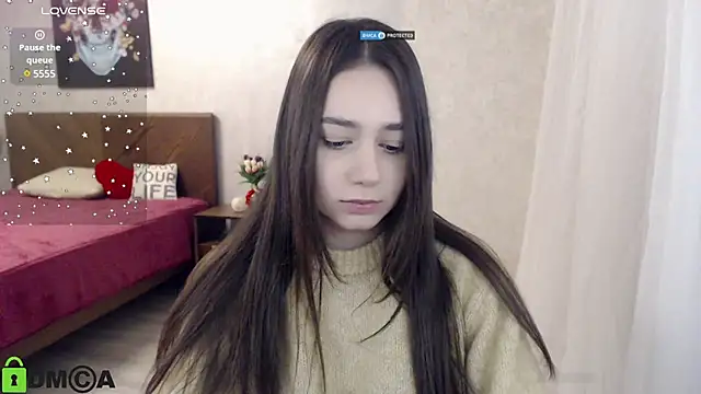 Mary Moonlight online show from 12-08-24, 03:45