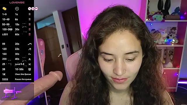 redbarbiedollx online show from 10-20-25, 09:15