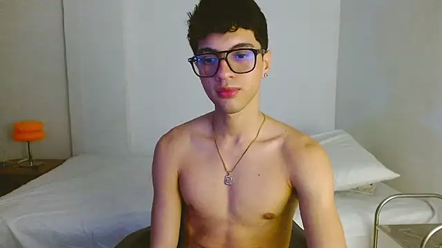 Snapshot of Angelligth chatting on 11-29-25, 03:42 Angelligth online show from 11-29-25, 03:42