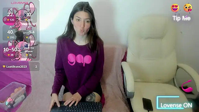 Tesa cute online show from 10-22-25, 02:45