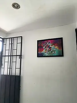 Snapshot of Karla-sexy01 chatting on 02-07-25, 02:37 Karla-sexy01 online show from 02-07-25, 02:37