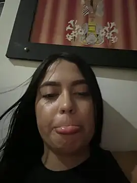 Snapshot of Karla-sexy01 chatting on 02-08-25, 11:45 Karla-sexy01 online show from 02-08-25, 11:45