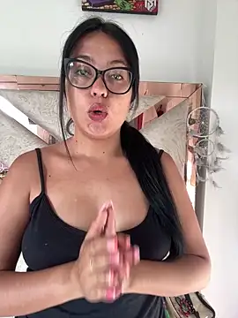 Snapshot of Karla-sexy01 chatting on 09-11-25, 11:43 Karla-sexy01 online show from 09-11-25, 11:43