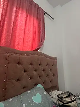 Snapshot of Karla-sexy01 chatting on 11-25-25, 05:46 Karla-sexy01 online show from 11-25-25, 05:46