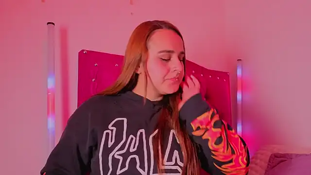 evy orange1 online show from 11-17-25, 04:07