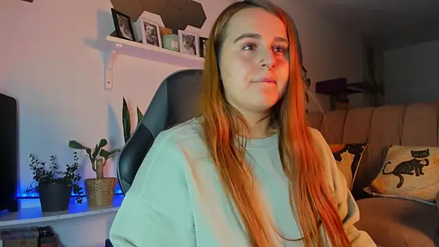 evy orange1 online show from 01-17-26, 03:55