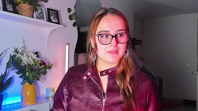 evy orange1 online show from 02-26-26, 03:49