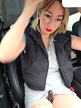 Giuliana baby online show from 10-30-25, 08:49