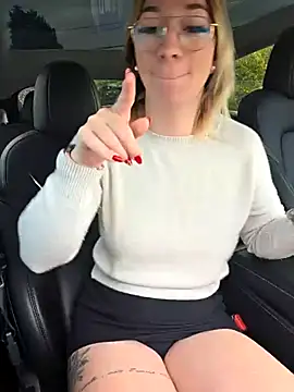 Giuliana baby online show from 11-05-25, 08:47