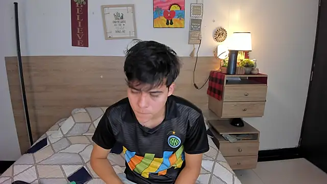 justinbiler online show from 01-09-26, 02:42