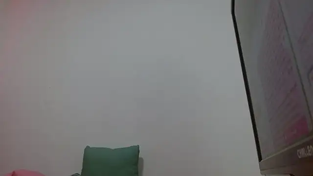 Snapshot of DAFNNEE_ROSS chatting on 01-25-25, 12:16 DAFNNEE ROSS online show from 01-25-25, 12:16