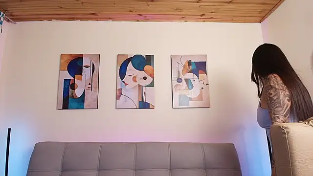 Snapshot of miaa_saenz1 chatting on 02-25-26, 04:22 miaa saenz1 online show from 02-25-26, 04:22