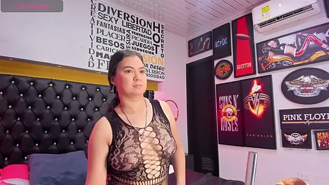 MADISSONLOVE  online show from 01-05-25, 12:21
