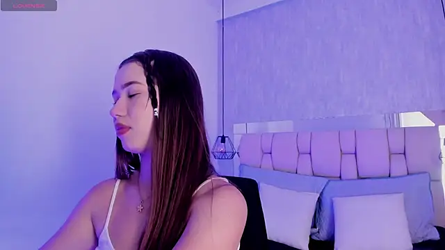 Roxie-Summers11 online show from 01-29-25, 07:43