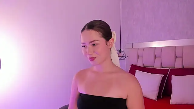 Roxie-Summers11 online show from 03-03-25, 07:28