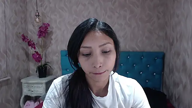 MadelineDoll online show from 01-18-25, 07:15
