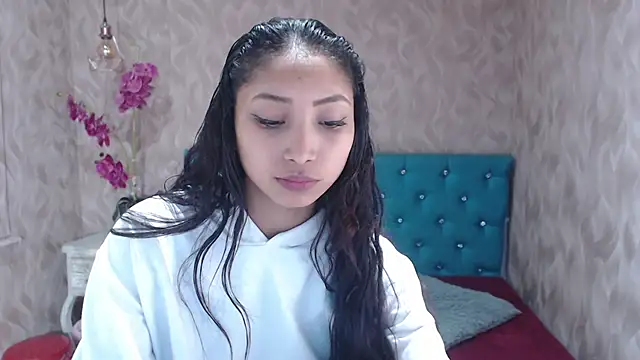 MadelineDoll online show from 02-23-25, 04:02