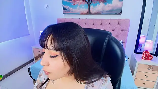 Emma monserrat online show from 02-07-26, 08:12