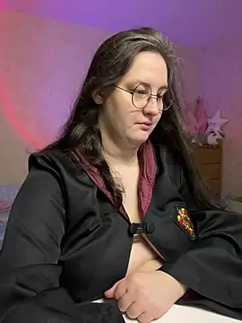 hungry1bunny online show from 03-08-25, 05:01