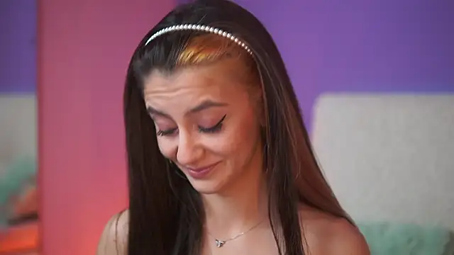 SabrinaHope online show from 11-13-25, 10:19