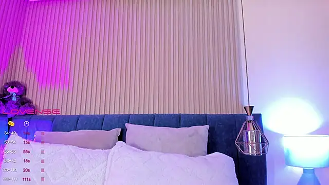 kathecute   online show from 01-10-25, 01:42