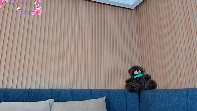 kathecute   online show from 10-29-25, 01:41