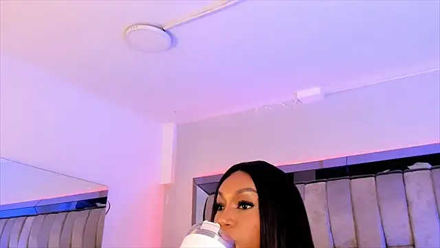 ChaynnaCooper online show from 01-27-25, 02:57