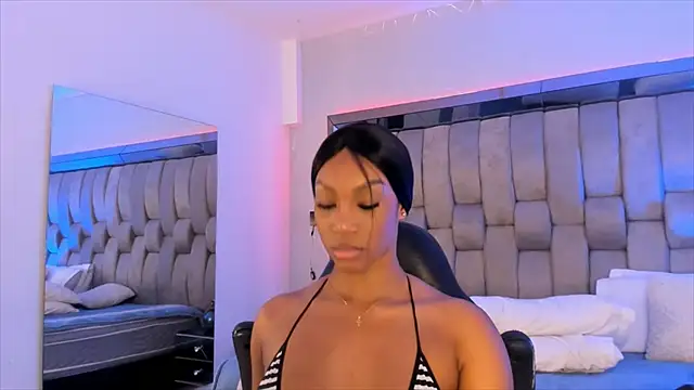 ChaynnaCooper online show from 02-19-25, 06:10