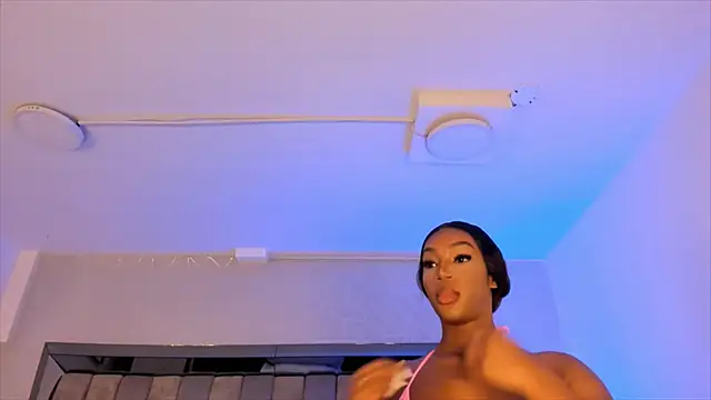 ChaynnaCooper online show from 03-11-25, 12:06