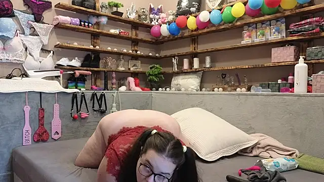 Kimberly-Caprice online show from 02-07-25, 11:45