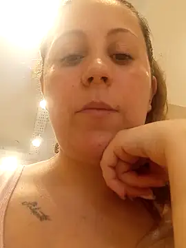 SofiEstevez online show from 10-04-25, 04:16