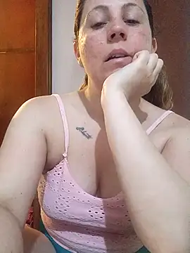 SofiEstevez online show from 10-24-25, 10:55