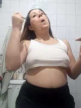 SofiEstevez online show from 10-27-25, 11:47