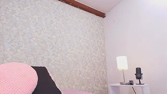 nicol f online show from 12-18-24, 07:19