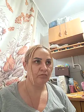 Snapshot of Malichkaanna30 chatting on 11-04-25, 02:16 Malichkaanna30 online show from 11-04-25, 02:16