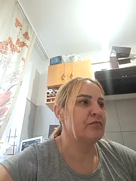 Snapshot of Malichkaanna30 chatting on 11-28-25, 09:56 Malichkaanna30 online show from 11-28-25, 09:56