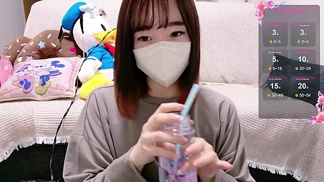 Snapshot of Rio_chan_ chatting on 10-22-25, 01:22 Rio chan  online show from 10-22-25, 01:22