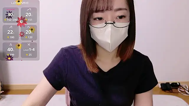 Snapshot of Rio_chan_ chatting on 10-27-25, 12:53 Rio chan  online show from 10-27-25, 12:53