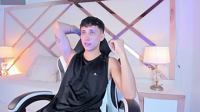 Snapshot of rome_hard chatting on 01-19-26, 12:42 rome hard online show from 01-19-26, 12:42